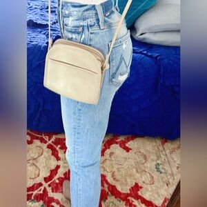 Vintage Coach crossbody handbag